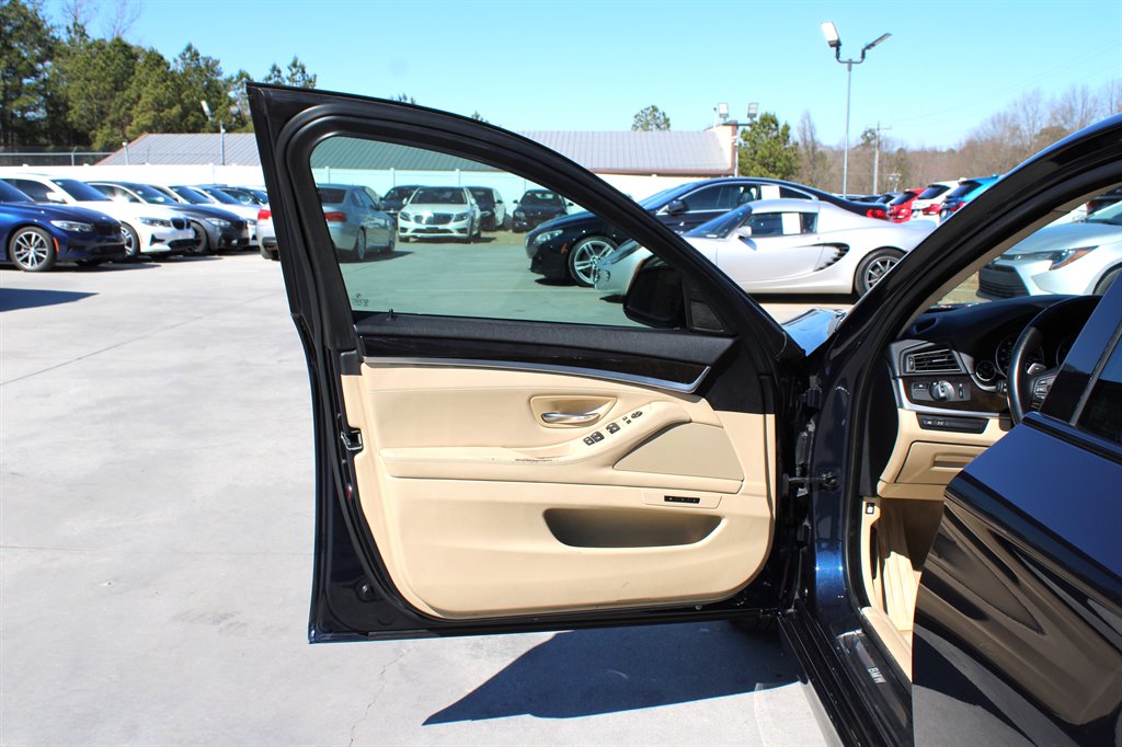 2011 BMW 535i - $8,995