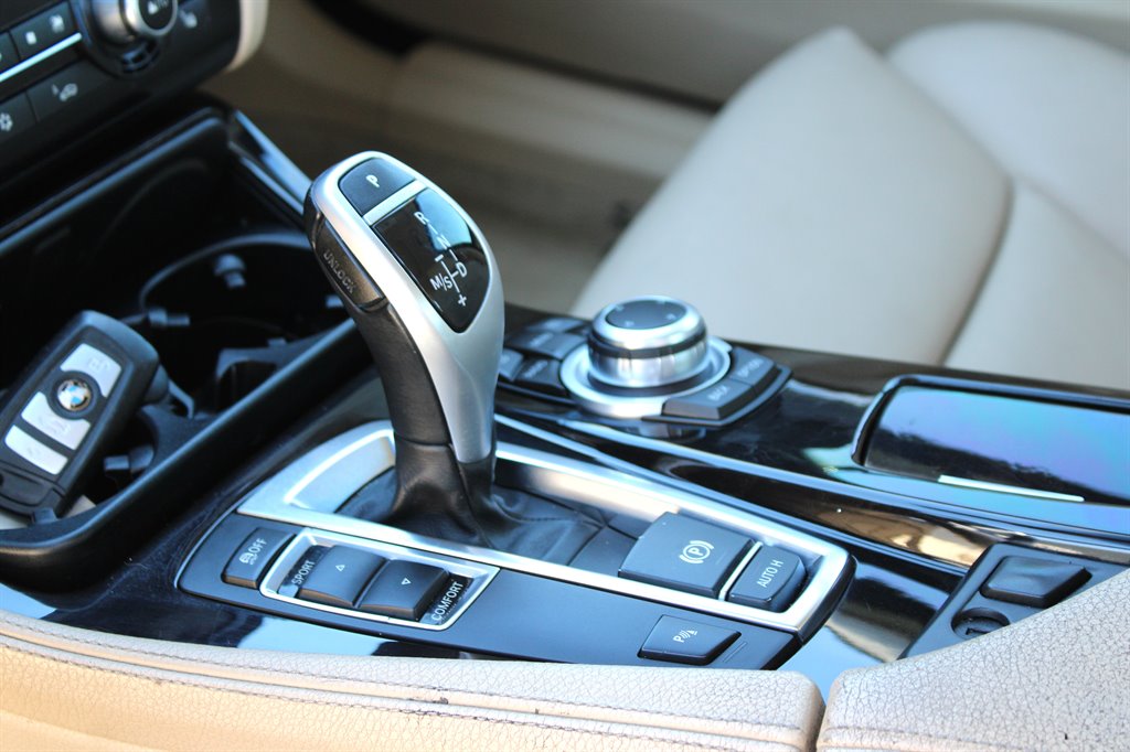 2011 BMW 535i - $8,995