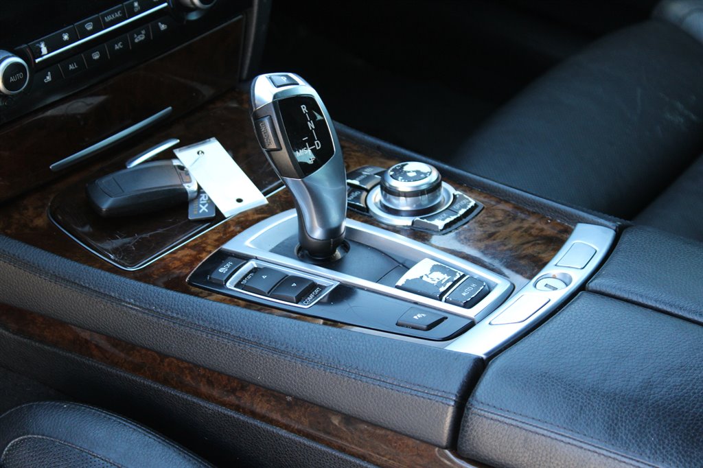 2013 BMW 750Li - $9,995