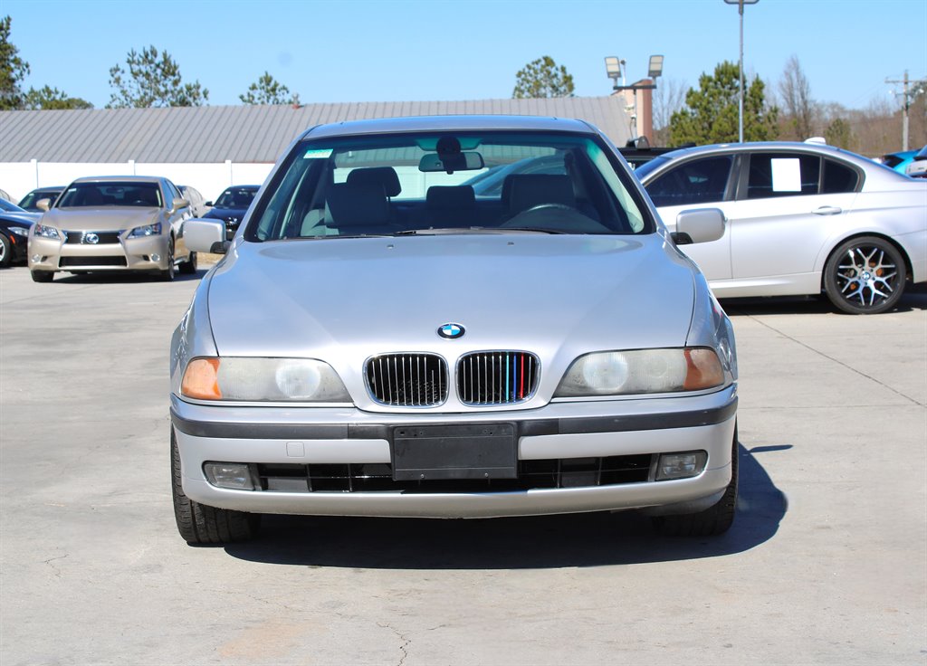 2000 BMW 528i - $8,995