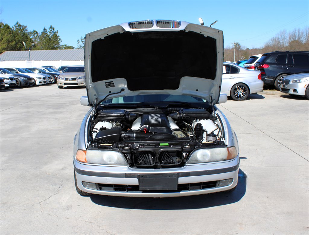 2000 BMW 528i - $8,995