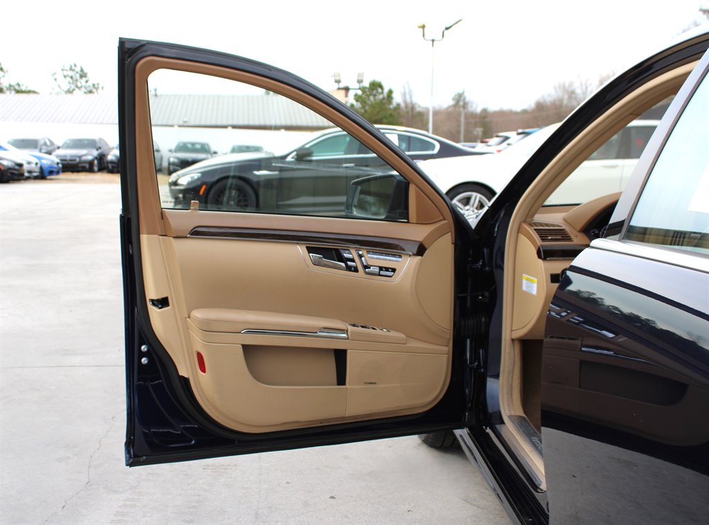 2012 Mercedes-Benz S-class - $16,995