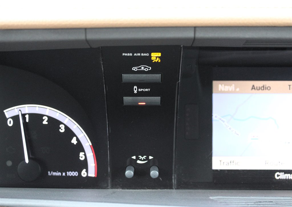 2012 Mercedes-Benz S-class - $16,995