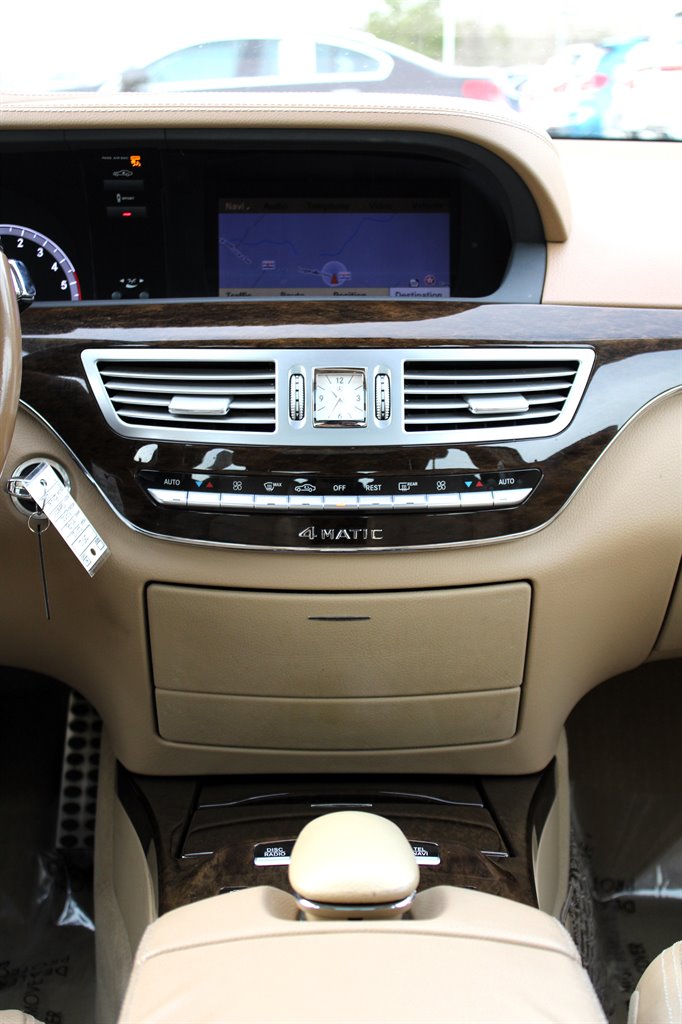 2012 Mercedes-Benz S-class - $16,995