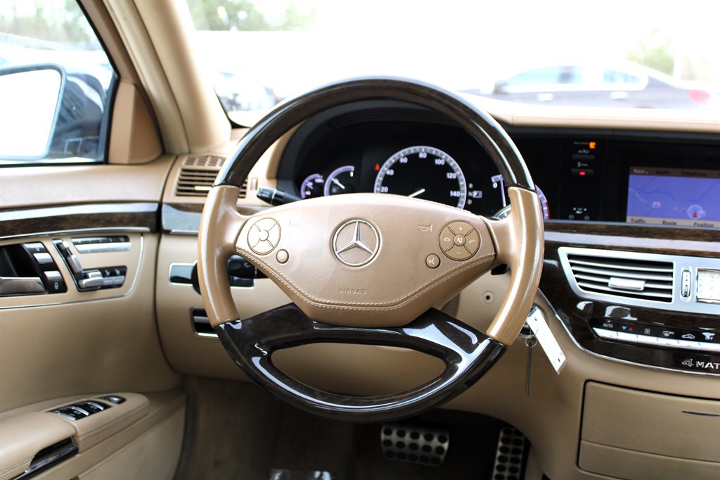 2012 Mercedes-Benz S-class - $16,995