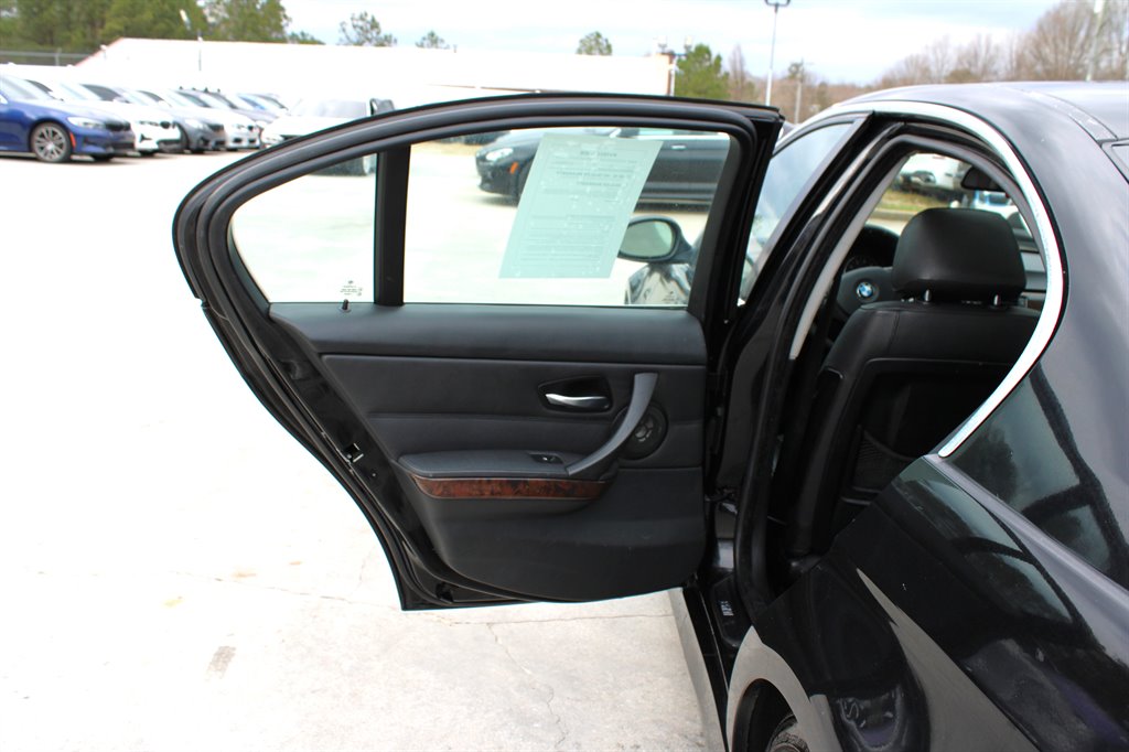 2006 BMW 330i - $5,995
