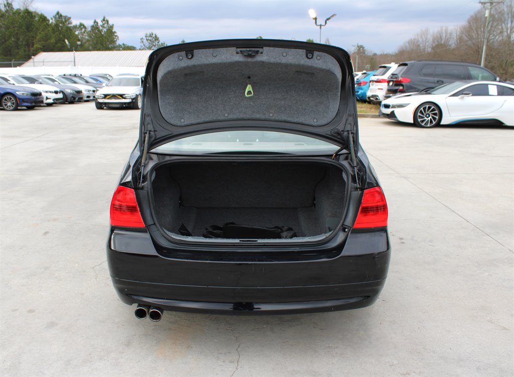 2006 BMW 330i - $5,995