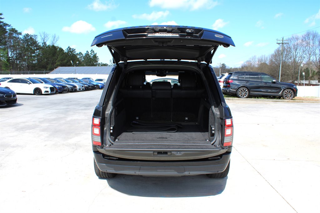 2017 Land Rover Range Rover - $15,995