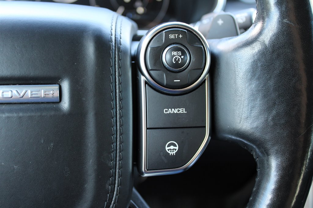 2017 Land Rover Range Rover - $15,995