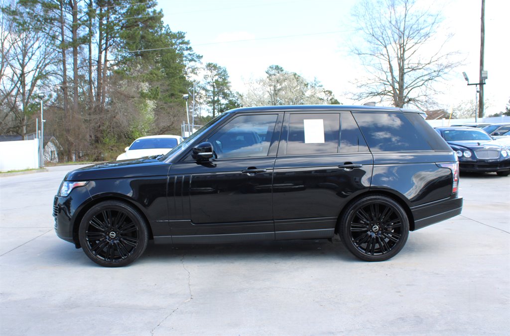 2017 Land Rover Range Rover - $15,995