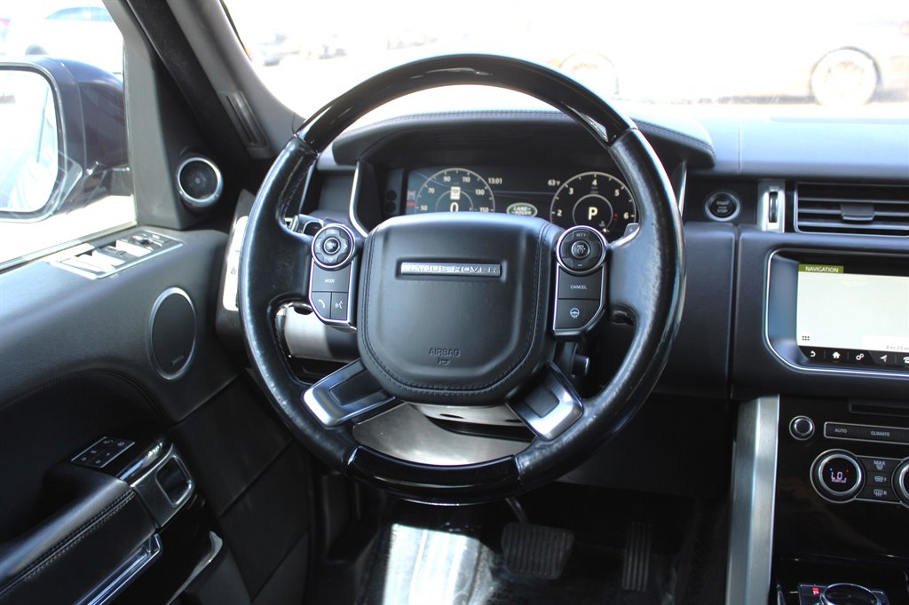 2017 Land Rover Range Rover - $15,995