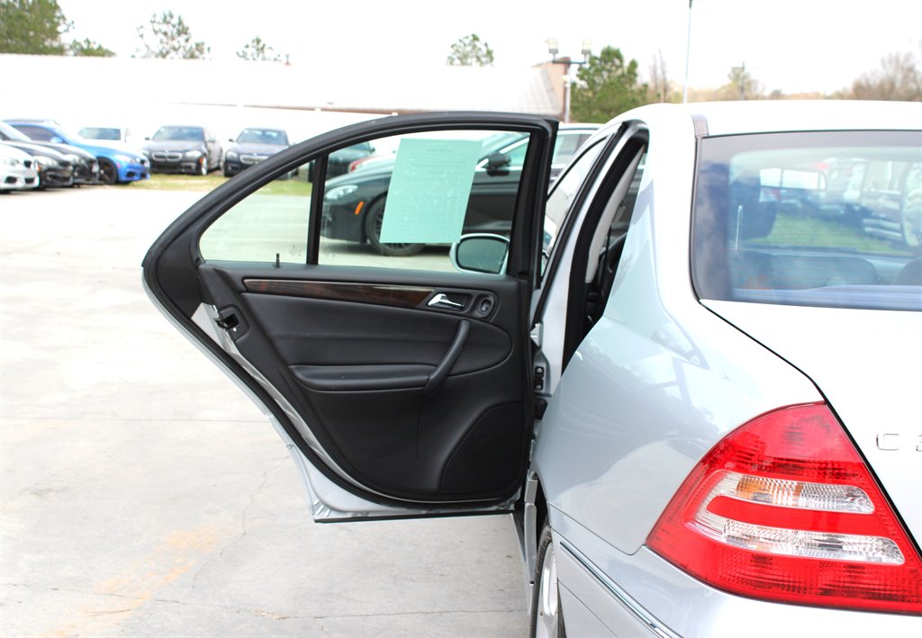 2007 Mercedes-Benz C-Class - $6,995
