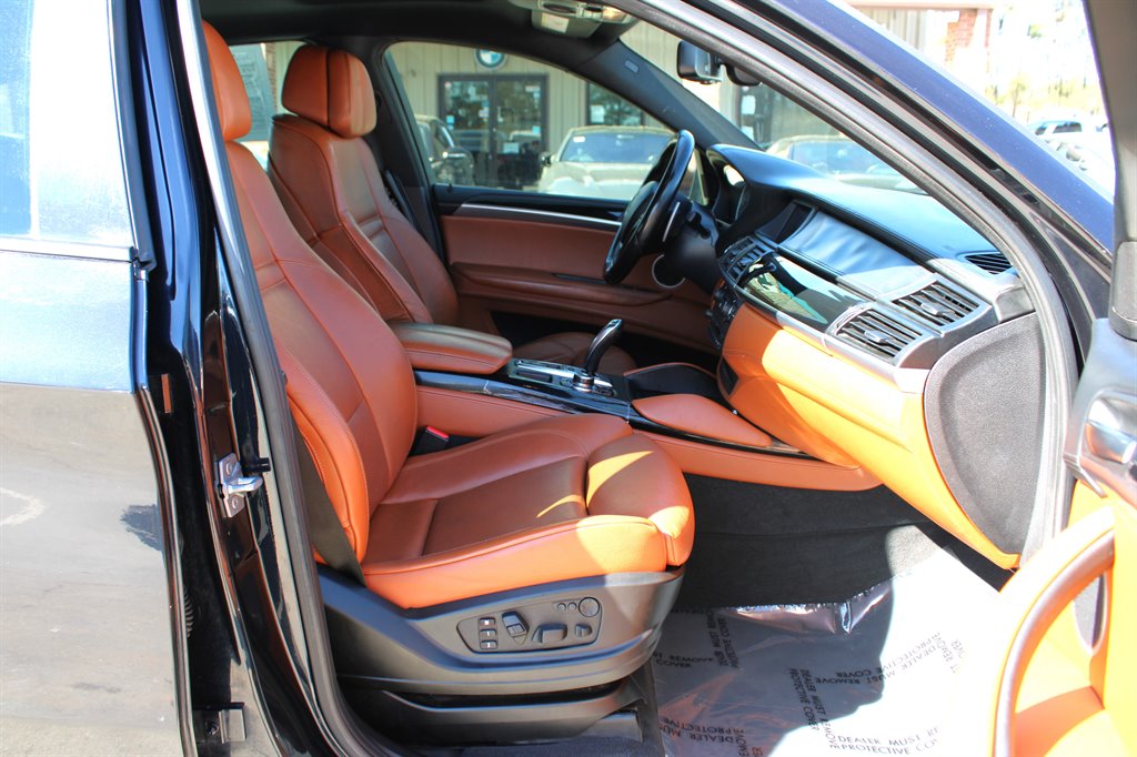 2013 BMW M - $14,995