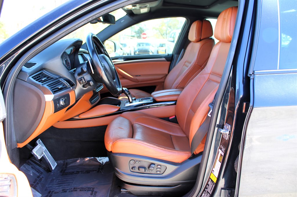 2013 BMW M - $14,995