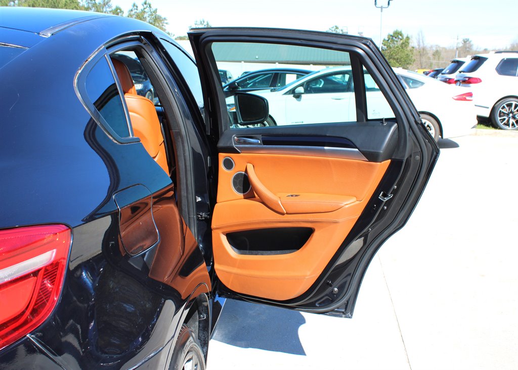2013 BMW M - $14,995