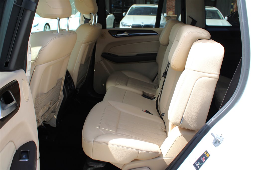 2017 Mercedes-Benz GLS - $14,995