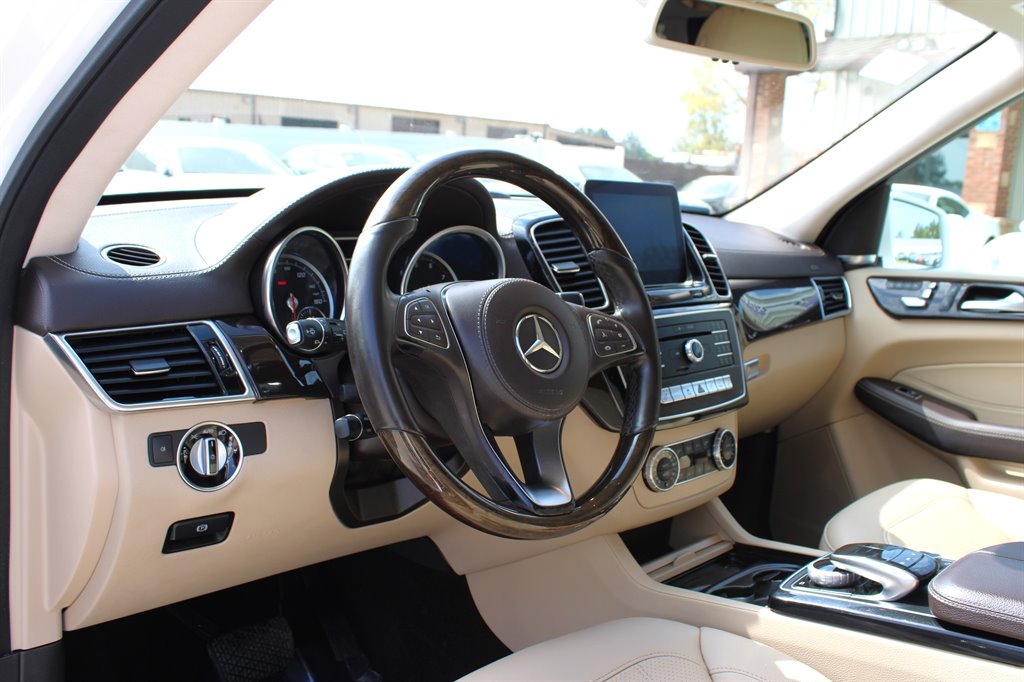 2017 Mercedes-Benz GLS - $14,995