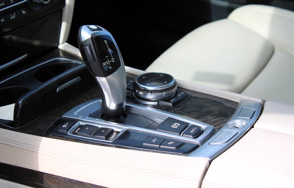 2014 BMW 740li - $9,995