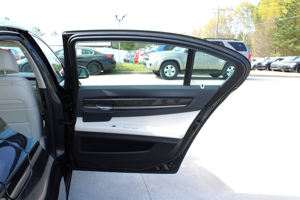 2014 BMW 740li - $9,995