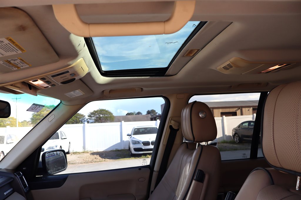 2011 Land Rover Range Rover - $8,995