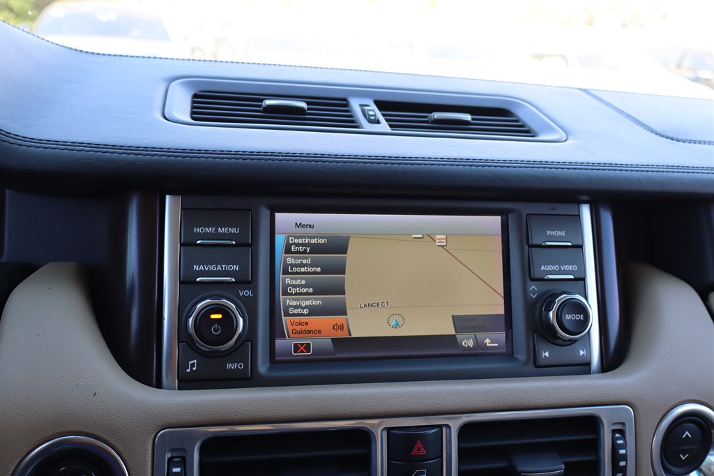 2011 Land Rover Range Rover - $8,995