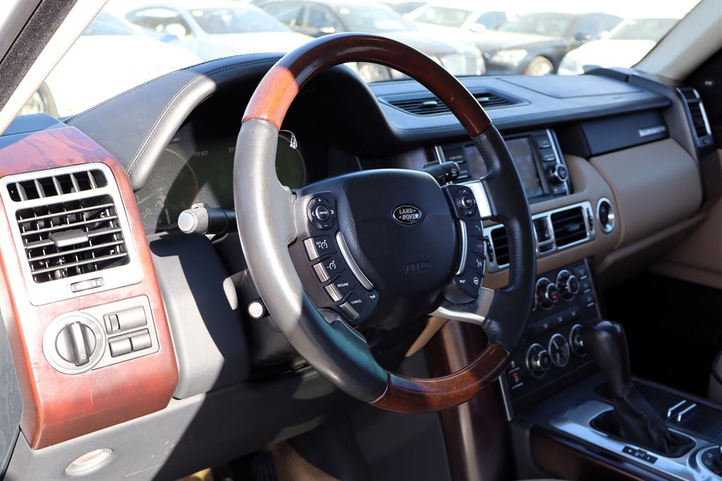 2011 Land Rover Range Rover - $8,995