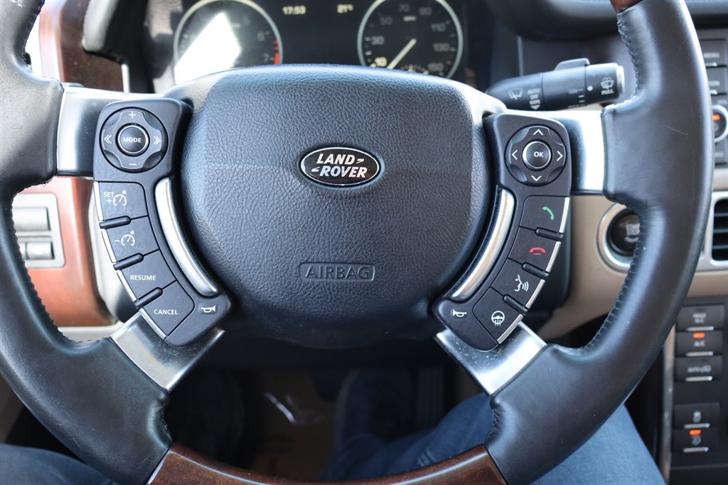 2011 Land Rover Range Rover - $8,995