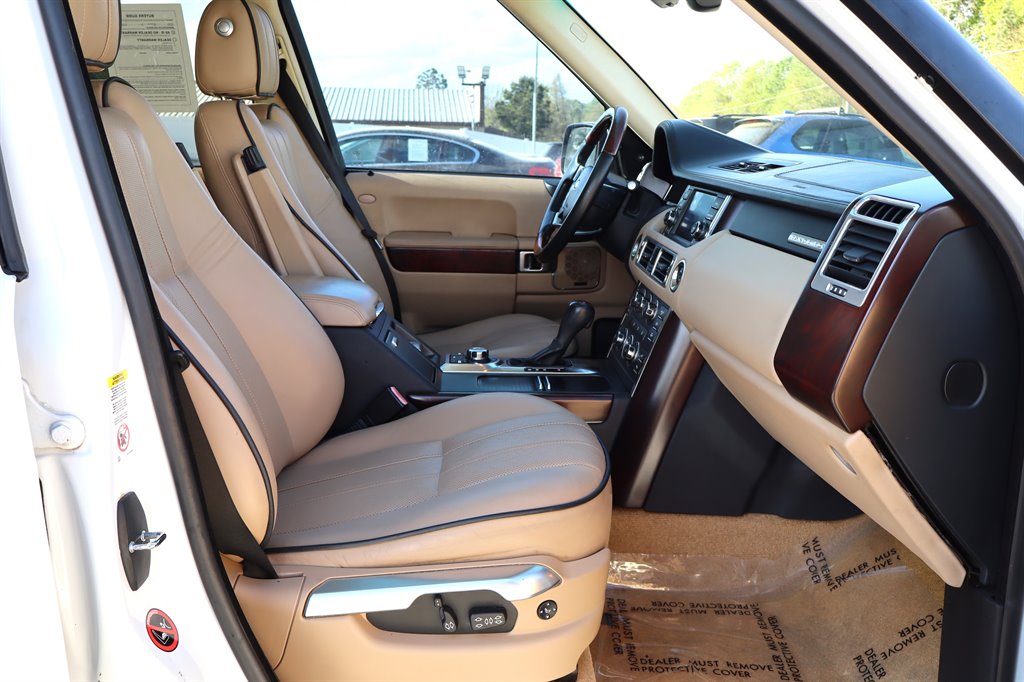 2011 Land Rover Range Rover - $8,995