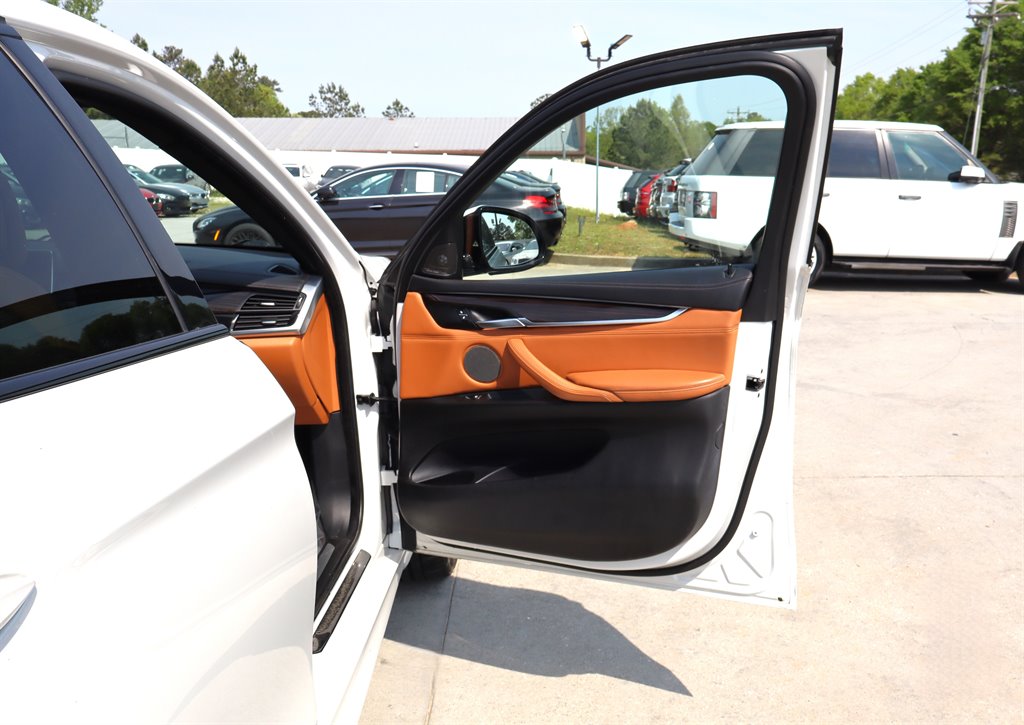 2017 BMW X6 - $18,995