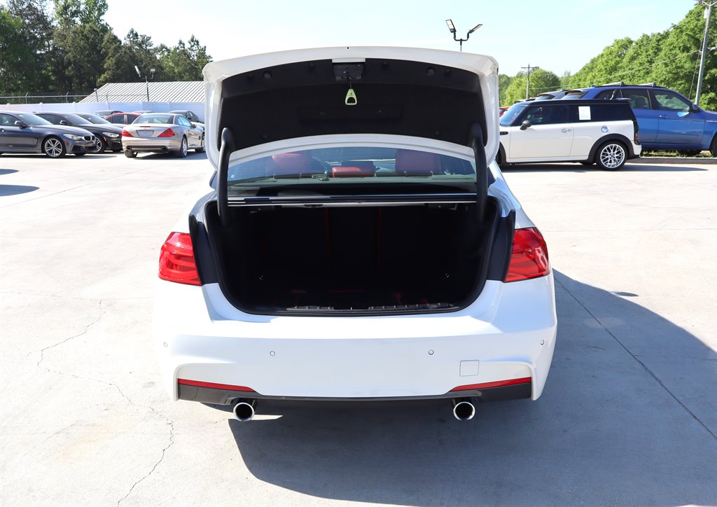 2016 BMW 3 Series - $24,995