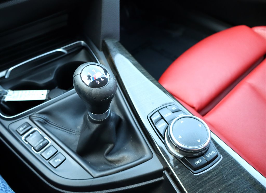 2016 BMW 3 Series - $24,995
