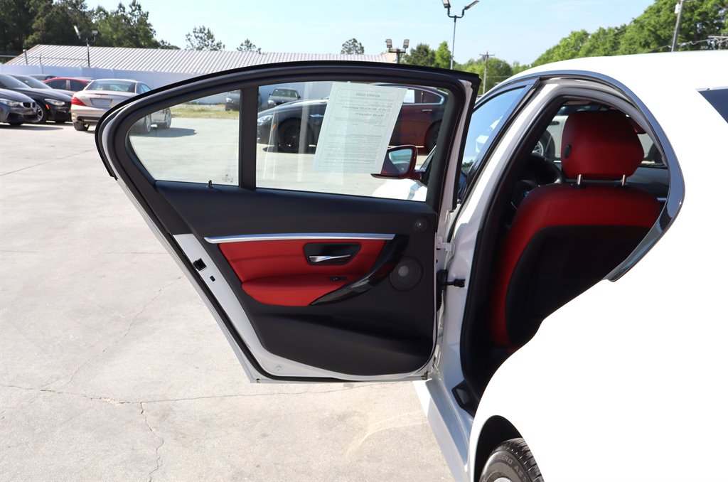 2016 BMW 3 Series - $24,995