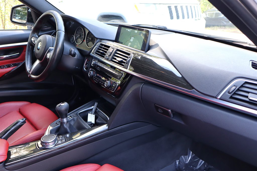2016 BMW 3 Series - $24,995