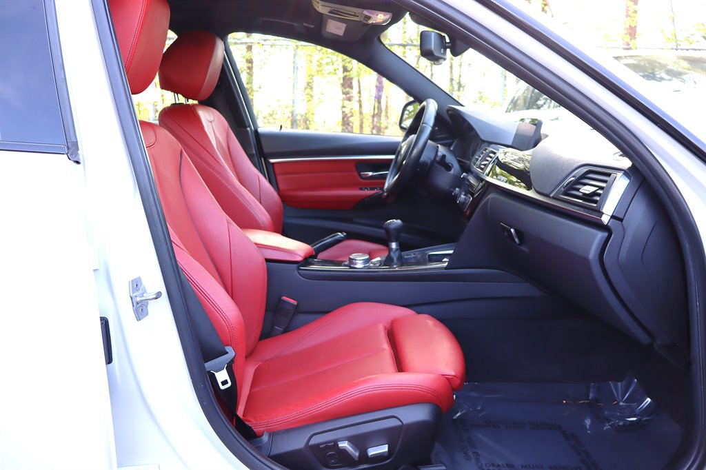 2016 BMW 3 Series - $24,995