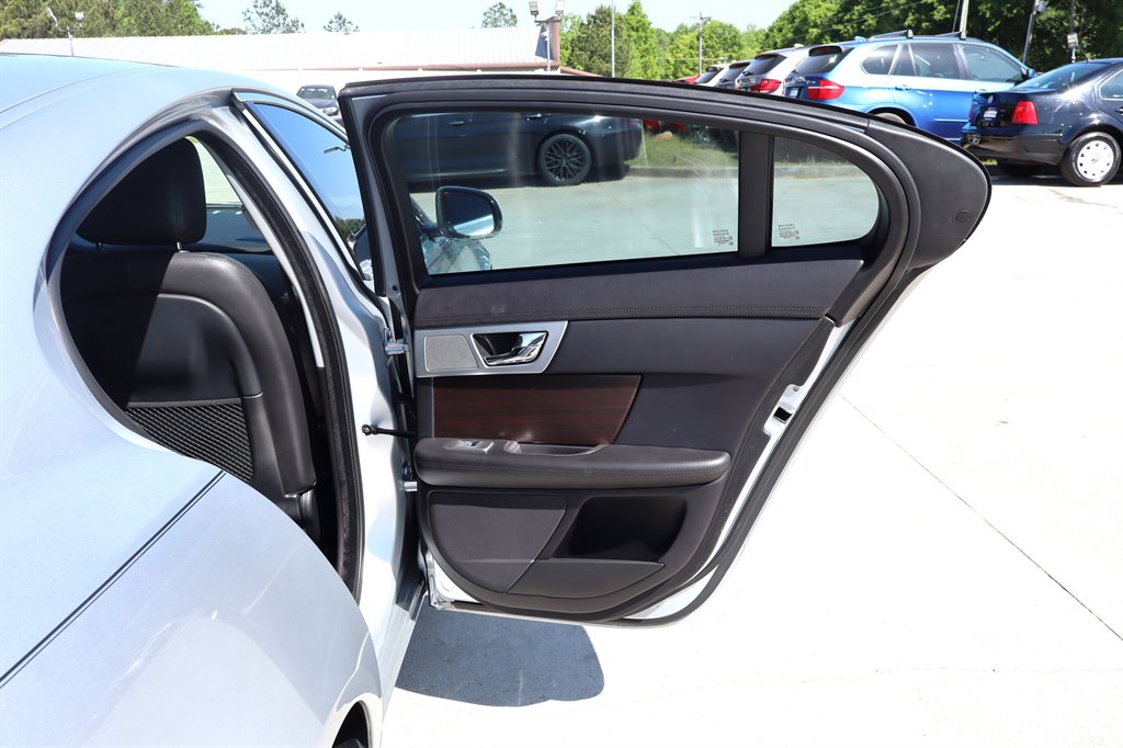 2012 Jaguar XF - $9,995