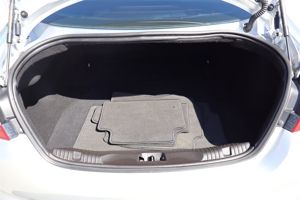 2012 Jaguar XF - $9,995