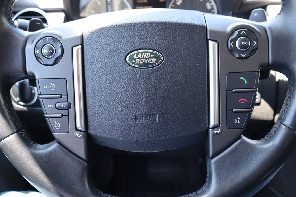 2016 Land Rover LR4 - $14,995
