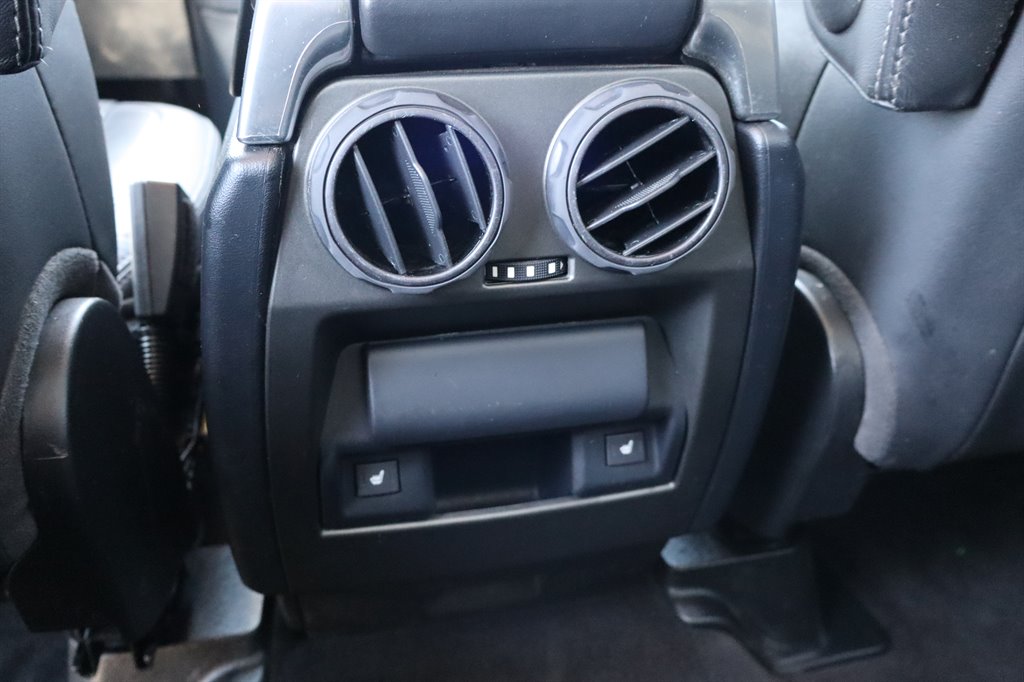 2016 Land Rover LR4 - $14,995