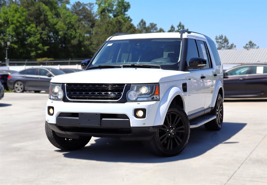 2016 Land Rover LR4 - $14,995