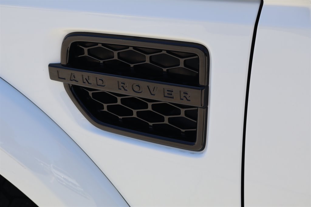 2016 Land Rover LR4 - $14,995