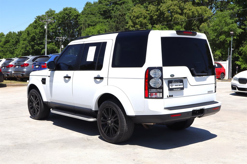 2016 Land Rover LR4 - $14,995