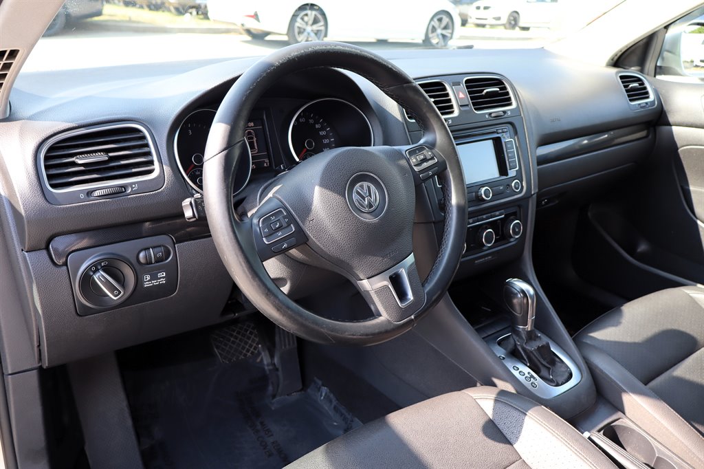 2012 Volkswagen Jetta - $8,995