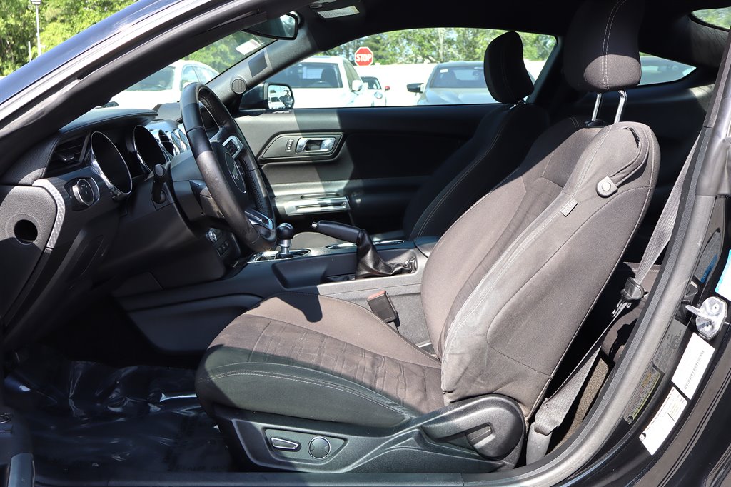 2017 Ford Mustang - $20,995