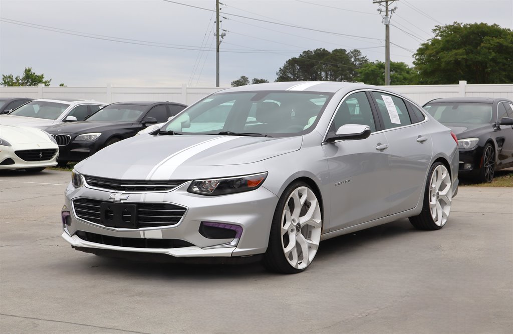 2017 Chevrolet Malibu - $10,995