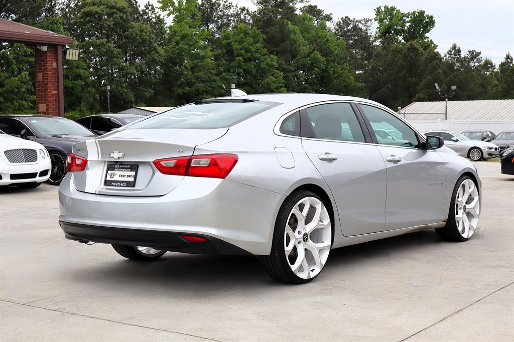 2017 Chevrolet Malibu - $10,995