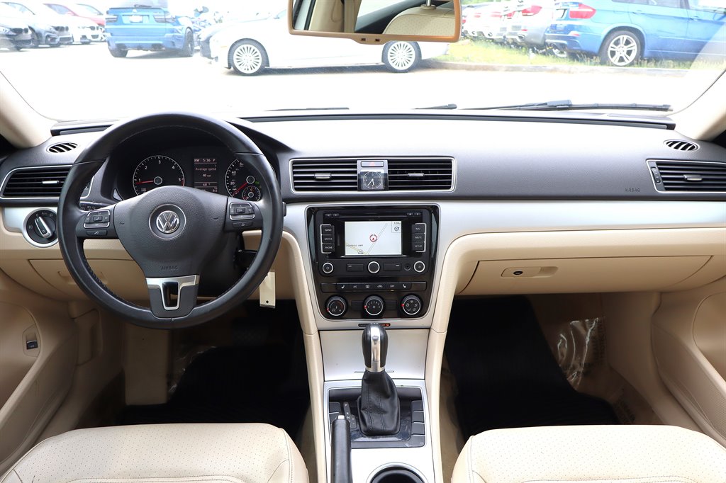 2013 Volkswagen Passat - $8,995