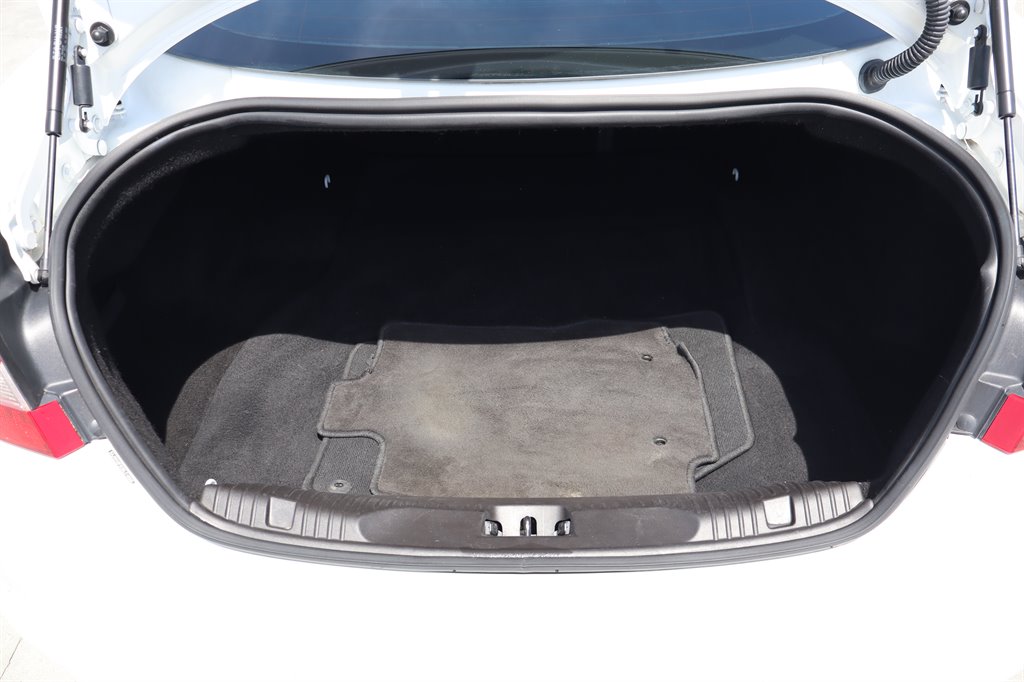 2011 Jaguar XF - $8,995