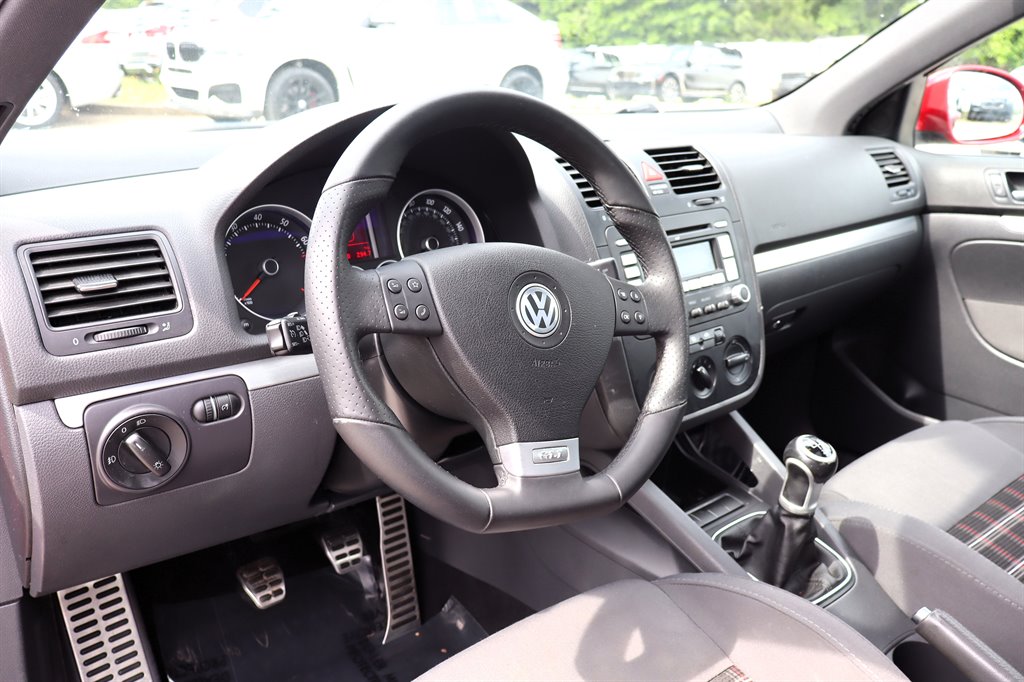 2009 Volkswagen GLI - $7,995