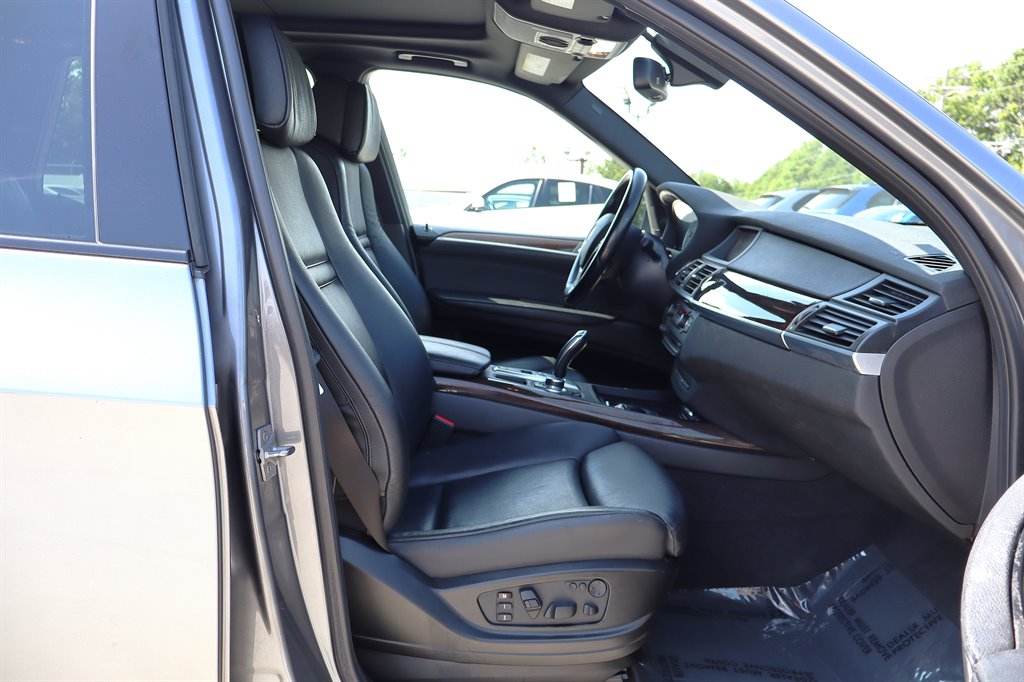 2011 BMW X5 - $9,995