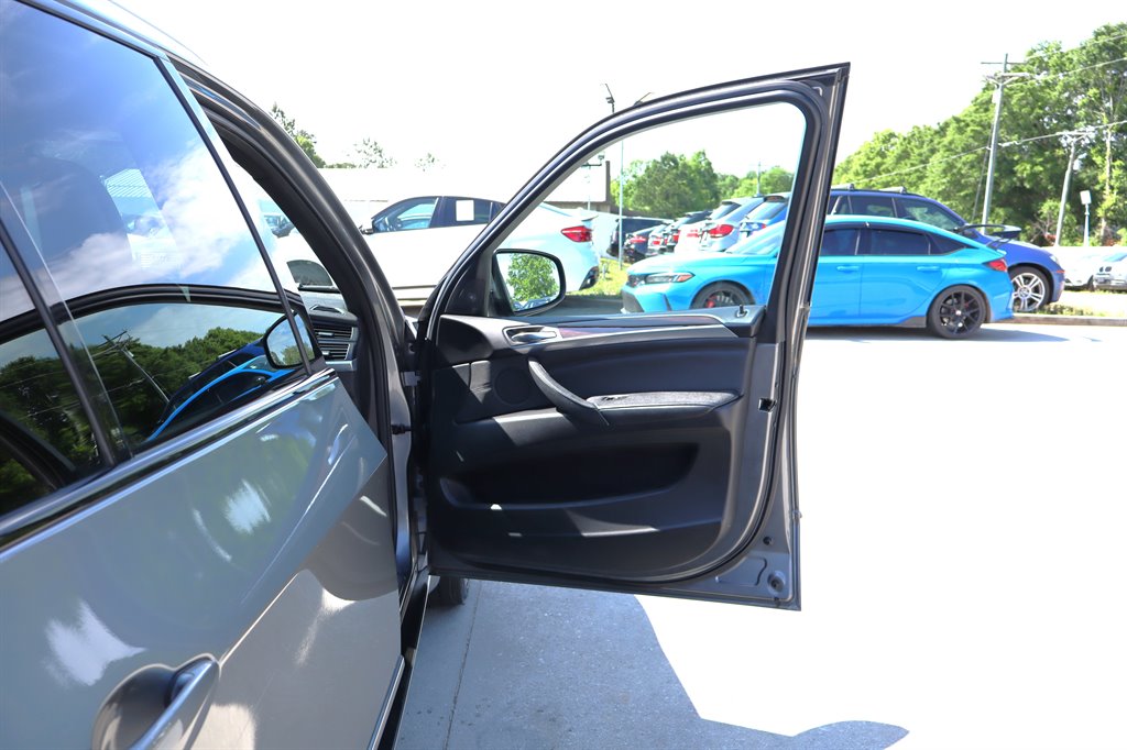 2011 BMW X5 - $9,995